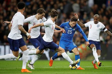 Southgate: Consult VAR only if foul is clear and obvious