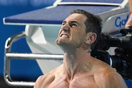 Van der Burgh stuns Peaty as South Africa swimmers shine