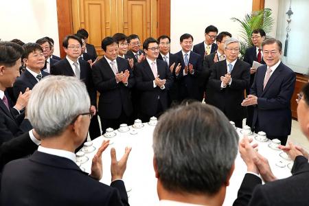 North seeks complete denuclearisation: S Korean President 