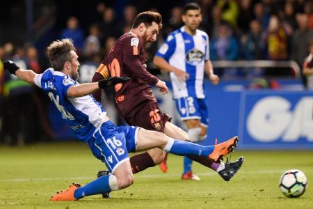 Messi scores hat-trick as Barca seal La Liga title