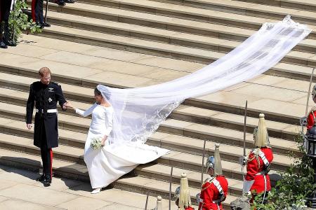 Markle loved her Commonwealth-theme veil, says wedding gown designer