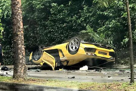 Three-car crash in Sentosa