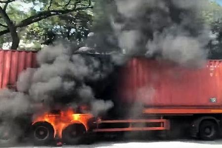 Trailer bursts into flames on PIE, no injuries