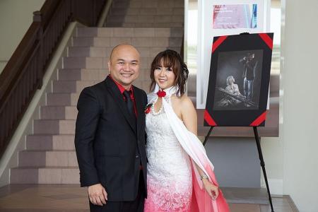 Couple holds wedding tea ceremony at Cosfest