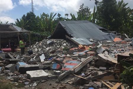 Singaporean couple survives two Lombok quakes