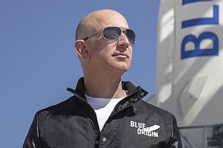 Amazon briefly crosses US$1 trillion threshold
