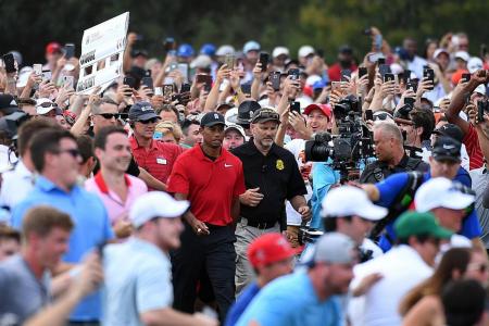 1,876 DAYS LATER, TIGER WOODS WINS AGAIN