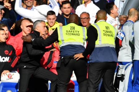 Mourinho infuriated as Chelsea bag last-gasp equaliser