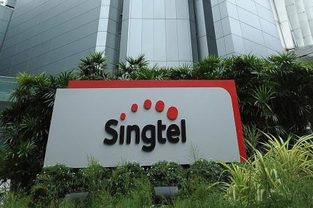 Singtel&#039;s earnings plunge 77%  -  its worst quarter in 15 years