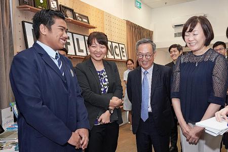 Student beneficiaries meet Japanese PM’s wife