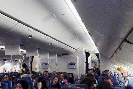 SIA flight to Paris turns back after drop in cabin pressure