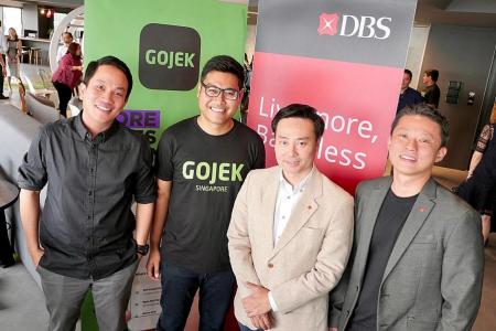 Gojek starts to roll out in Singapore with beta app