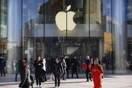 Apple bombshell rocks European, Asian shares