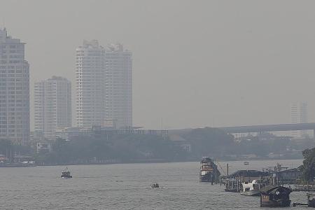 Experts worry for public health due to deadly smog in Bangkok