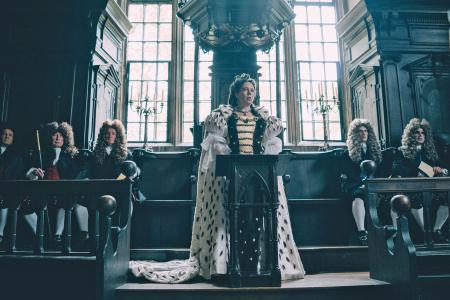 Movie Review: The Favourite