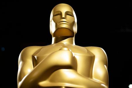  Oscar organisers struggle to restore glory