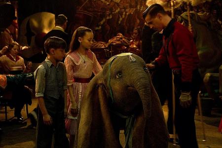 Tim Burton helps new Dumbo film take flight
