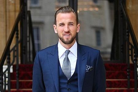 Show ambition and I’ll stay, says Tottenham striker Kane 