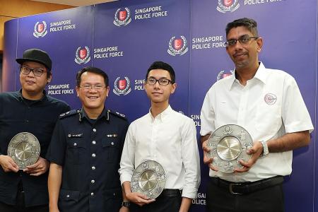Three men hailed for helping cops, the public