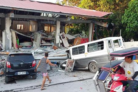 Five killed as buildings collapse in Philippine quake