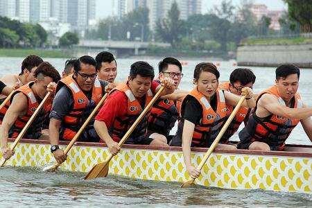 Try out dragon boating with Flex Pulse