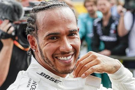 Lewis Hamilton, Valtteri Bottas lead Mercedes to 10 wins in a row