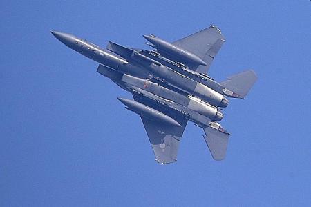 South Korean jets fire warning shots at Russian military aircraft 