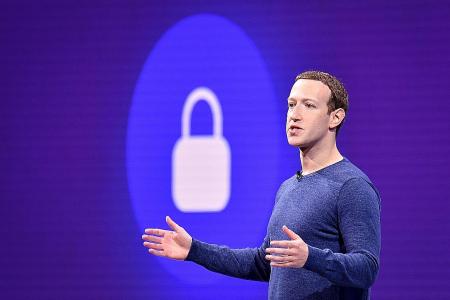 Facebook to pay $7b fine after US probe into privacy