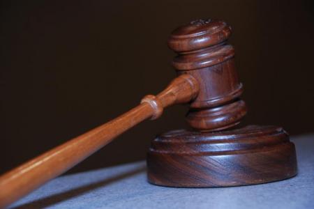 Judge overturns man’s jail sentence for online gambling