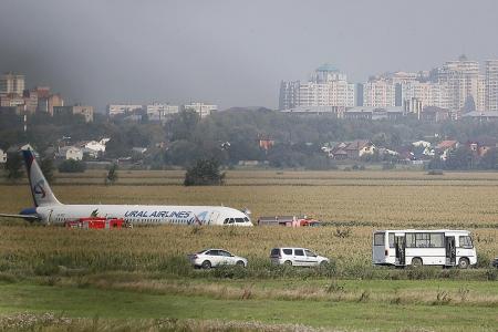 Russian pilot saves over 230 lives landing jet in corn field