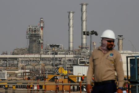 Saudi Aramco offers to sell 0.5% of shares to retail investors