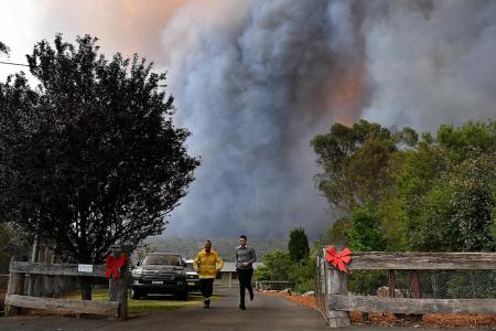 Aussie bush fires: New South Wales declares 7-day state of emergency