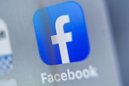 Facebook sets up Singapore team for China ad business