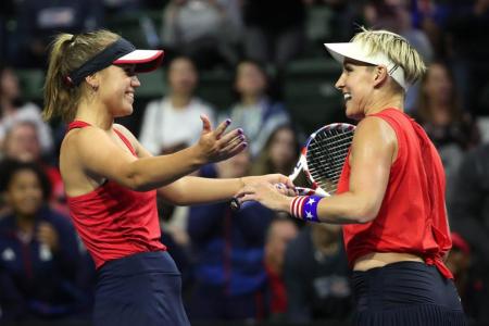 Sofia Kenin bounces back from defeat to help US book Fed Cup spot