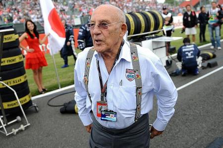 Tributes pour in for the late F1 legend Stirling Moss