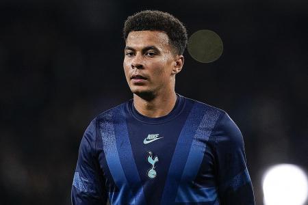 Tottenham Hotspur&#039;s Dele Alli robbed at knifepoint at home
