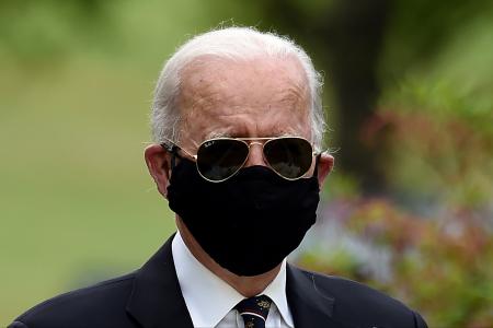 Biden calls Trump ‘absolute fool’ for not wearing a mask 