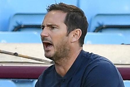 Frank Lampard focused on lifting Chelsea to third as Leicester falter