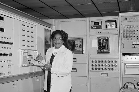 Nasa renames Washington HQ after its first black female engineer