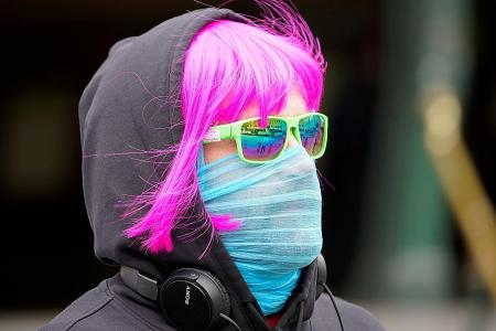 Mask-wearing in public made compulsory in Melbourne 