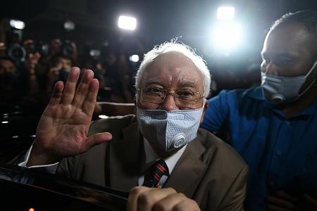 &#039;Not the end of the world,&#039; says Najib, after guilty verdict