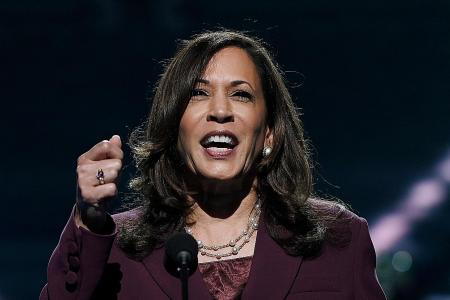 Harris accepts V-P nomination, calls for change on historic night