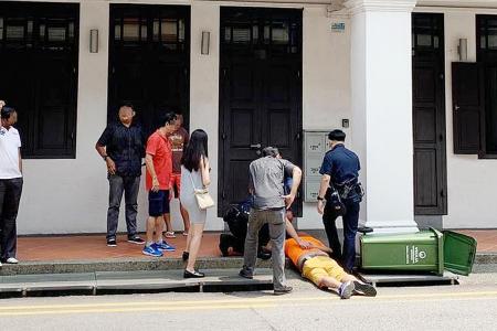 Man restrained by passers-by died of &#039;natural disease process&#039;