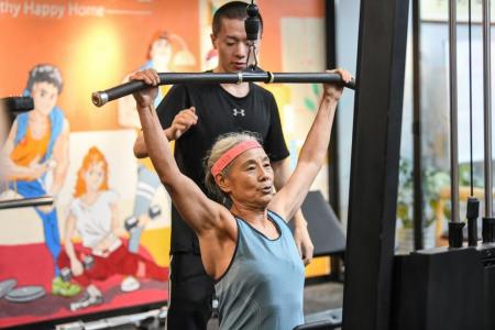 'Hardcore grandma': Ageing fitness buff proves hit in China
