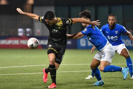 Singapore Premier League could resume in October