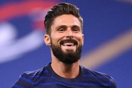 Frank Lampard hopes ‘important’ Olivier Giroud will remain at Chelsea 