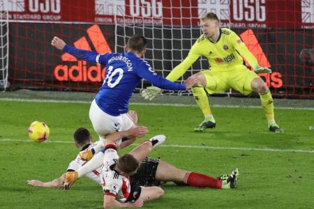 Everton move up to second after 1-0 win over Sheffield United