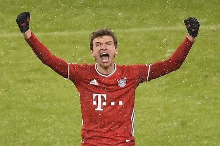 Thomas Mueller stars in Bayern Munich&#039;s 2-1 win over Freiburg