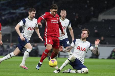 Liverpool back to winning ways with 3-1 victory over Spurs