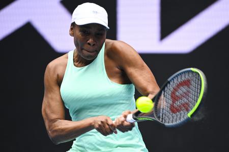 Naomi Osaka and Serena Williams hail ageless Venus Williams